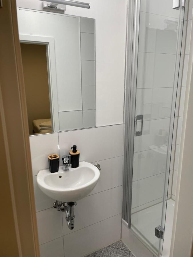 Glessener Braustube Hotel แบร์กไฮม์ ภายนอก รูปภาพ